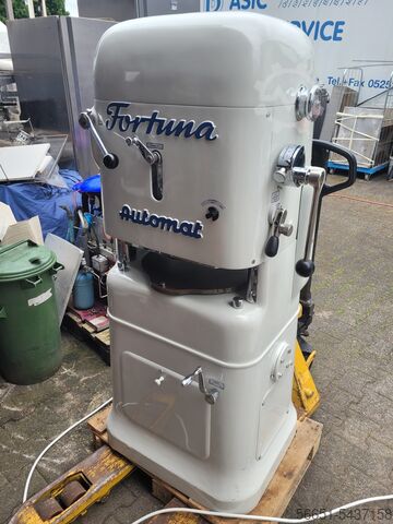 FORTUNA AUTOMAT A 3 Fortuna Automat Teigteilmaschine Aeromat