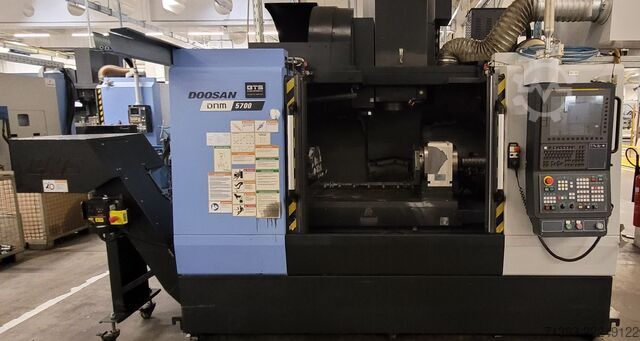 Machining center DOOSAN DNM 5700