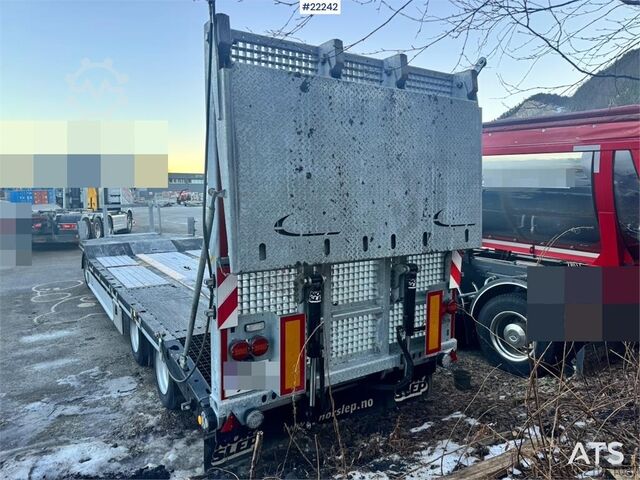 Tieflader Fliegl DTS 300 Machinery Trailer – Hydraulic Ramps