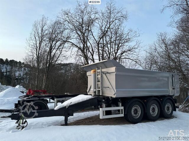 Ovox triple-axle trailer  Ovox triple-axle trailer