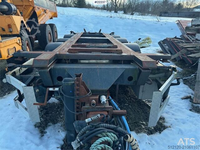 Istrail hook trailer with tipping function Istrail hook trailer with tipping function