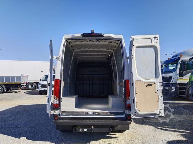 Panel van Iveco DAILY 35C
