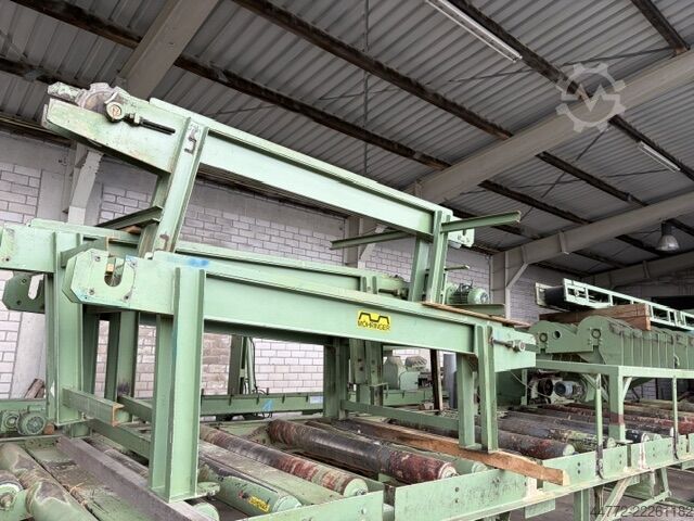 Transverse conveyor with 5 stable chain strands MÖHRINGER QF 5