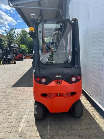 Electric 4-wheel forklift Linde E 25/600 HL-01