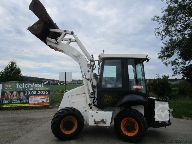 Radlader JCB 2CX Airmaster mit Schaufel + Luftkompressor