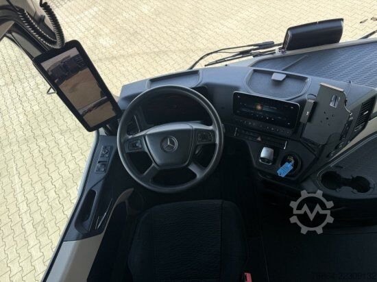 Volume tractor unit MERCEDES-BENZ 1845 LOW-DECK, RETARDER VOLLLUFT/  FULL AIR MIRRORCAM