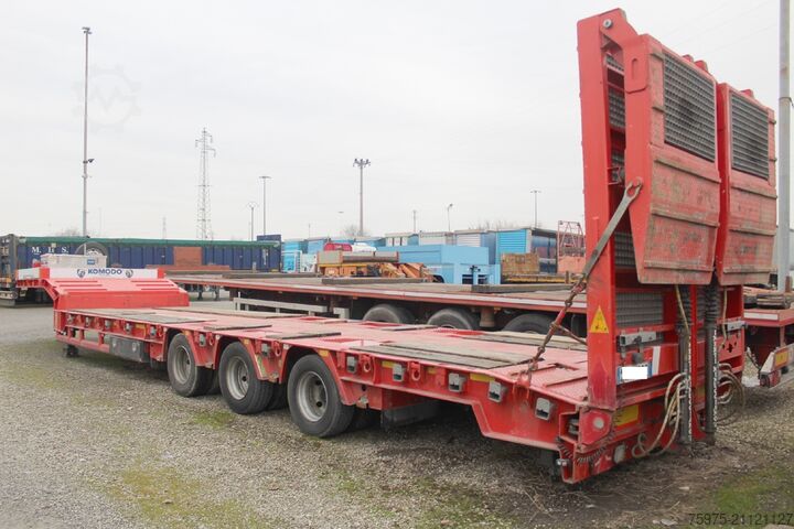 Tieflader-Auflieger für Baumaschinen komodo carrellone 3assi rampe ribassato pianale