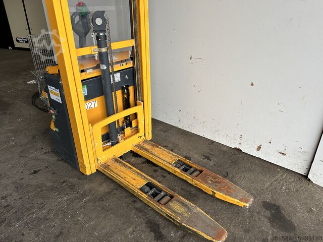 Pallet stacker Jungheinrich EJC112RK