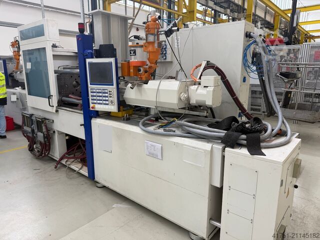 Injection molding machine BATTENFELD HM 90-210