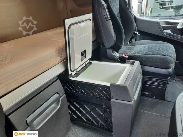 Volumen SZM MERCEDES-BENZ 1851 LS ACTROS GIGA Öl-Retarder Standklima