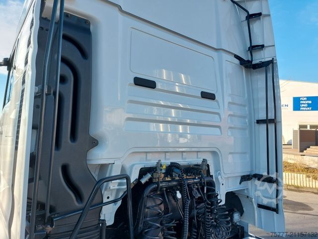 Volumen SZM MAN TGX 18.500 LLS-U -INTARDER-2Tanks-ACC-Standklima