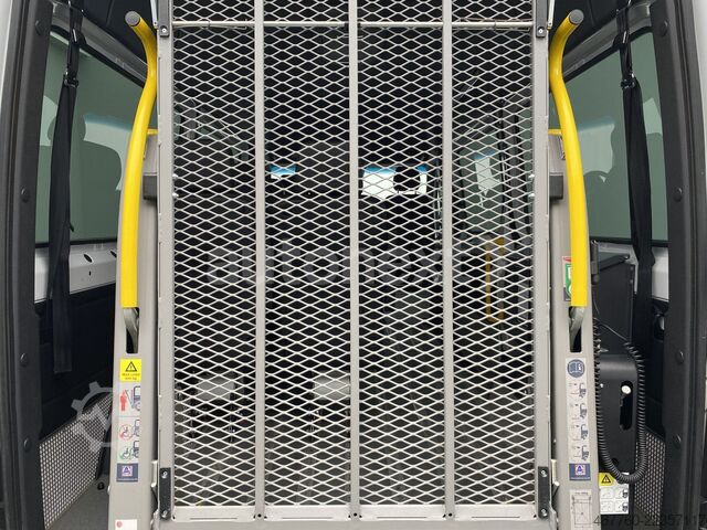 Minibus MERCEDES-BENZ Sprinter 317 Tourer *ROLLSTUHL-LIFT* DACHKLIMA