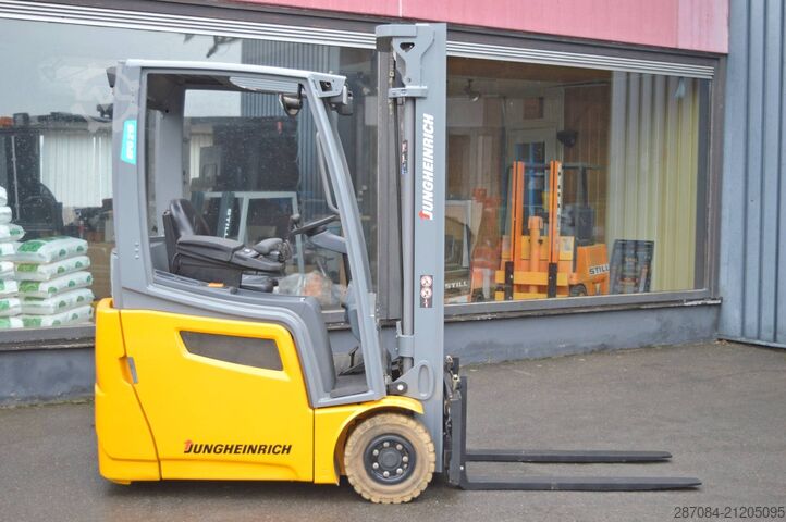 Gabelstapler Jungheinrich EFG 215