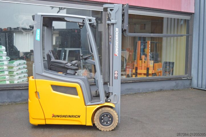 Gabelstapler Jungheinrich EFG 215