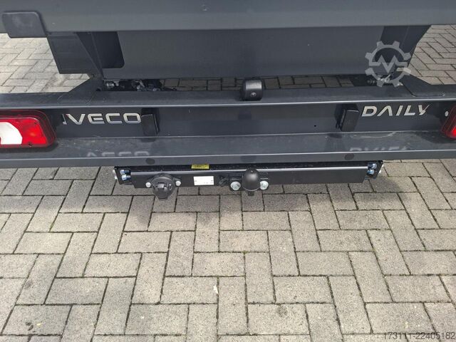 Pick-up van IVECO Daily 35S14YD Pritsche 2,8 m / Klima / Kamera