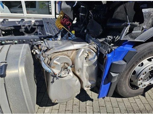 Standard tractor unit MAN TGX 18.520 Retarder Unfallschaden