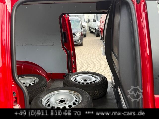 Panel van VW Caddy Maxi DSG Klima Navi Kamera 2 Schiebetüren