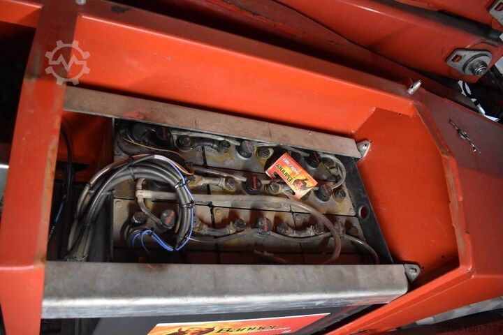 Scherenhebebühne PB Lifttechnik S151-19E4x4