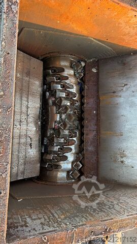 Einwellenzerkleinerer LINDNER JUPITER 1800