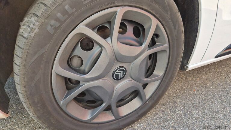 Minibus CITROEN SpaceTourer Opel Zafira Plus M 9 Sitzer