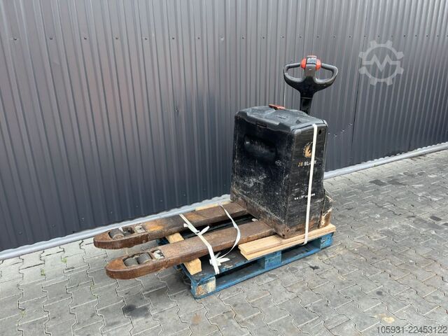 Electric Pallet Truck Linde T16