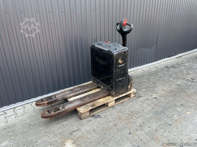 Electric Pallet Truck Linde T16