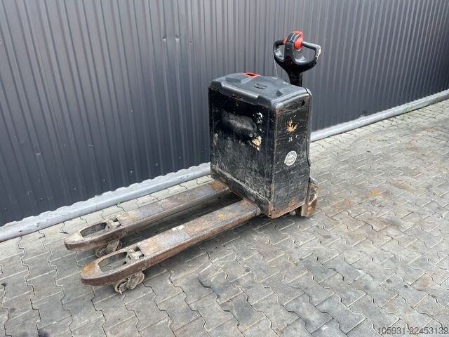 Electric Pallet Truck Linde T16