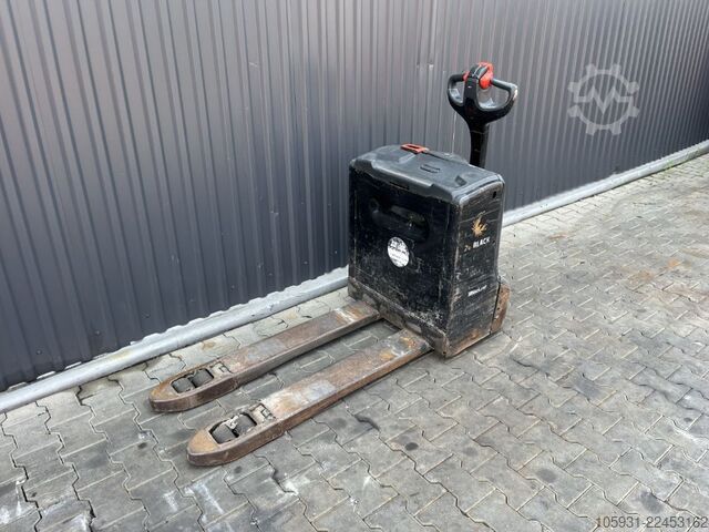 Electric Pallet Truck Linde T16