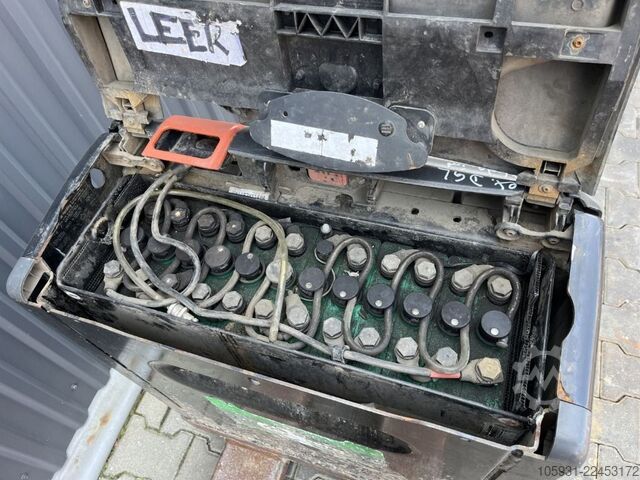 Electric Pallet Truck Linde T16