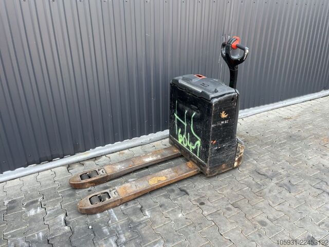 Electric Pallet Truck Linde T16