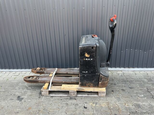 Electric Pallet Truck Linde T16