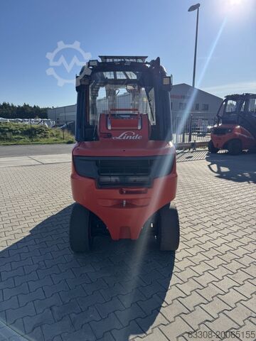 LPG Forklifts Linde H35T-02