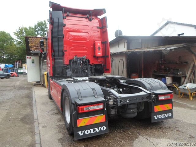 Standard tractor unit VOLVO FH 500/ Globetrotter/ KM 361000 !!