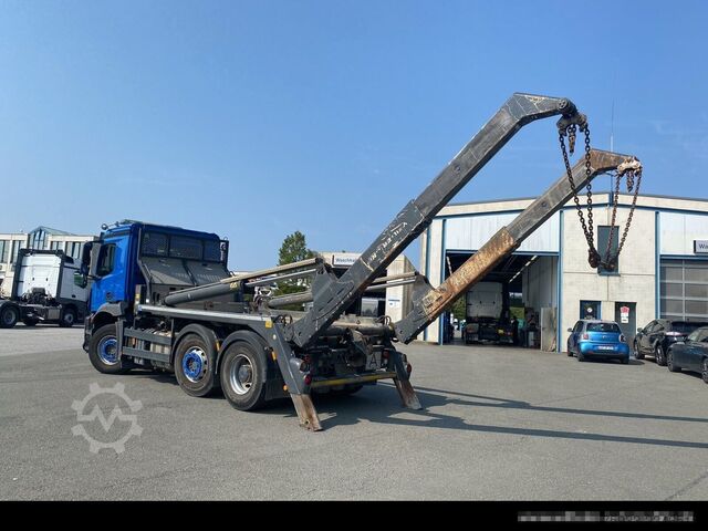 Skip truck MERCEDES-BENZ Arocs 2543 L 6x2 Absetzkipper Meiller AK 16/NAVI