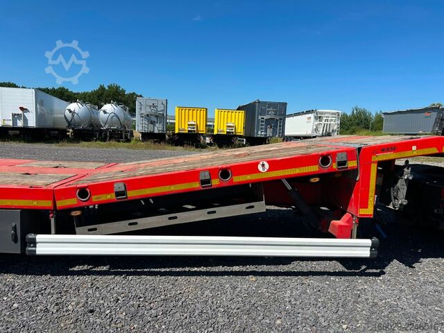 Low loader semitrailer KÄSSBOHRER SLS HS Tieflader mit hydr. Schwanenhals + Rampen