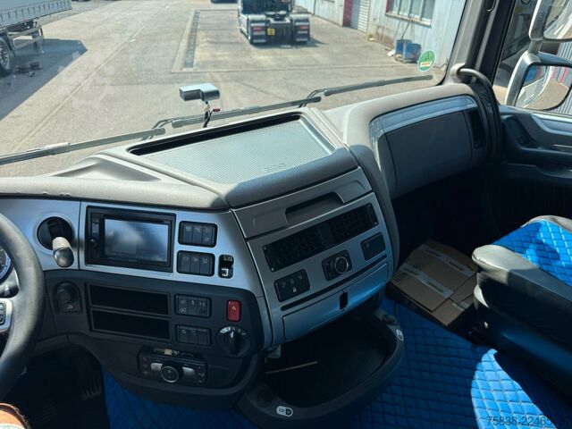 Truck mounted crane DAF XF 480*Palfinger Kran*Lift/Lenkachse*394 TKM*