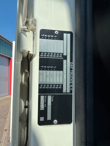 Truck mounted crane DAF XF 480*Palfinger Kran*Lift/Lenkachse*394 TKM*