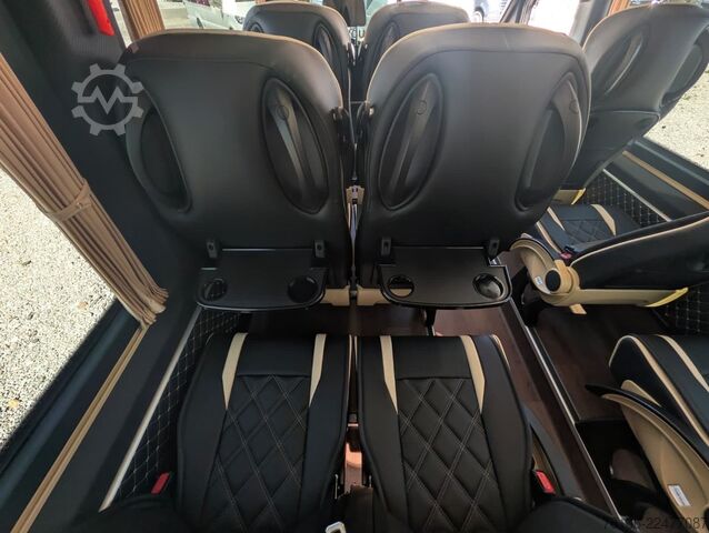Kleinbus MERCEDES-BENZ Sprinter 519 23+1 Klima Standheizung Ahk El. Tür