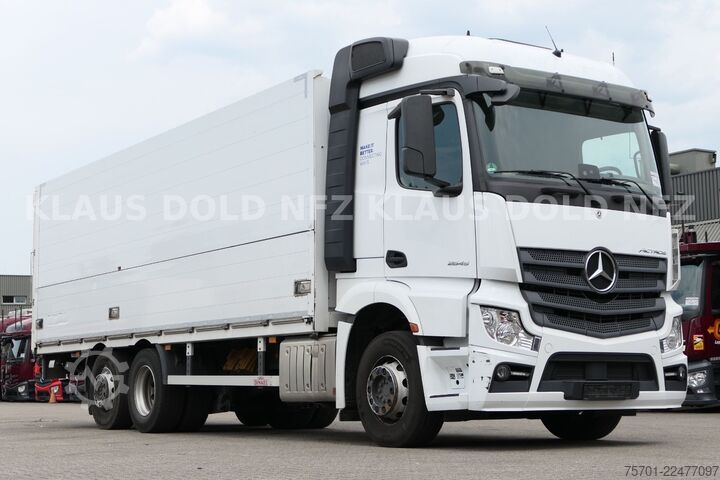 LKW mit Getränkeaufbau MERCEDES-BENZ Actros 2645 Getränke Retarder Lift-/Lenk. LBW E6