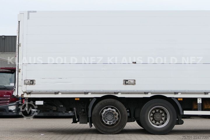 LKW mit Getränkeaufbau MERCEDES-BENZ Actros 2645 Getränke Retarder Lift-/Lenk. LBW E6