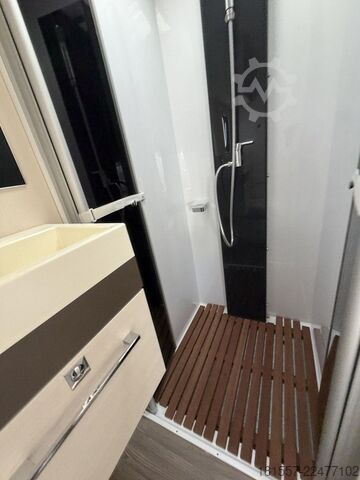 Teilintegriertes Wohnmobil CHAUSSON Welcome 737 Klima, SAT/TV, Solar