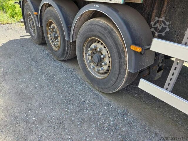 Tipper semitrailer WIELTON 50 cbm Getreidemulde, Pendelklappe,Kornschieber
