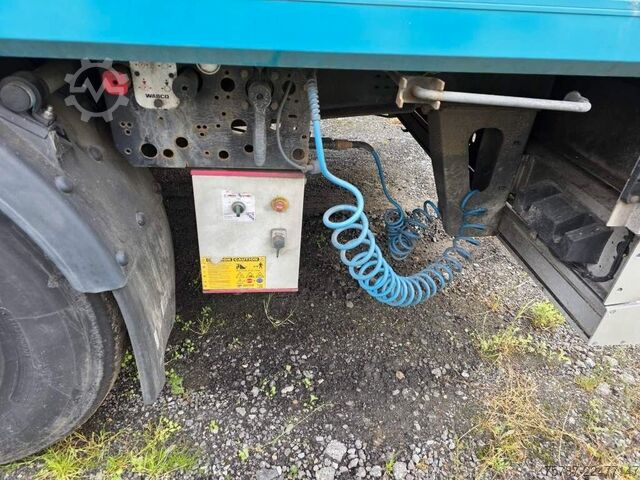 Walking floor semitrailer REISCH 65 cbm Schubboden, Lift, SAF Scheibe