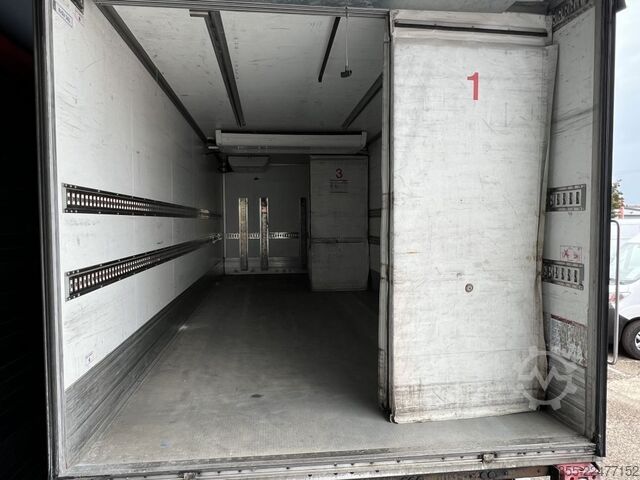 Refrigerated truck MAN TGX 26.440 Klima Lenkachse 7,35m MitsubishiTU100