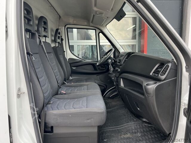 High top van IVECO Daily 35S12 Klimaanlage 3-Sitzer 270° Hecktüren