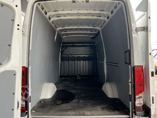 High top van IVECO Daily 35S12 Klimaanlage 3-Sitzer 270° Hecktüren