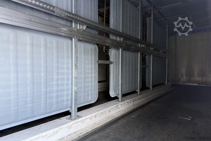 Refrigerated truck Mercedes-Benz Atego 1022 4x2 Kühlkoffer+HB / Swiss-Vehicle