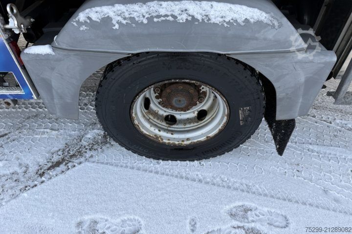 Refrigerated truck Mercedes-Benz Atego 1022 4x2 Kühlkoffer+HB / Swiss-Vehicle