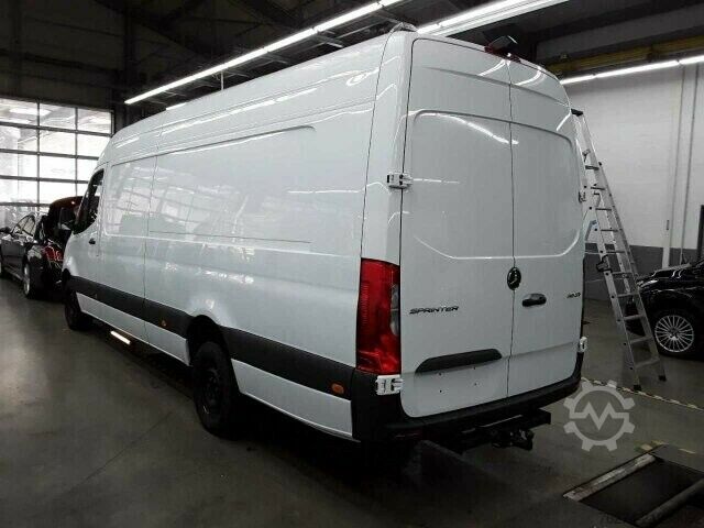 Kastenwagen Mercedes-Benz Sprinter 319 CDI Hochdach L4H2 Automatik AHK