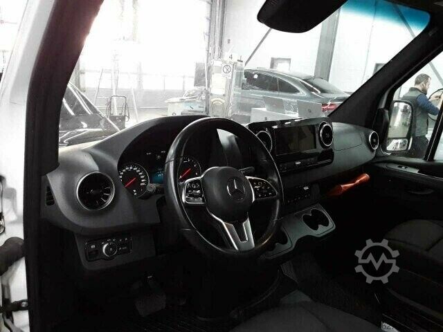 Kastenwagen Mercedes-Benz Sprinter 319 CDI Hochdach L4H2 Automatik AHK